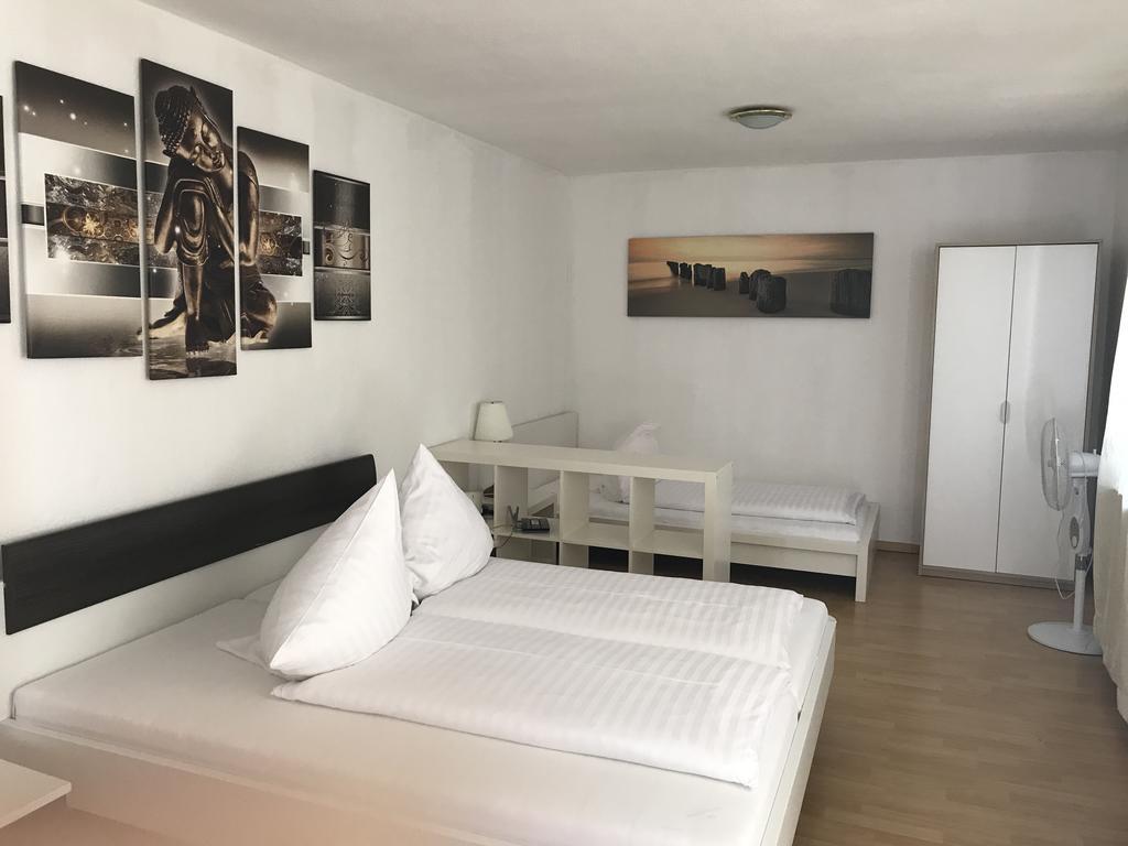 Hotel-Restaurant Heute Frechen Bagian luar foto